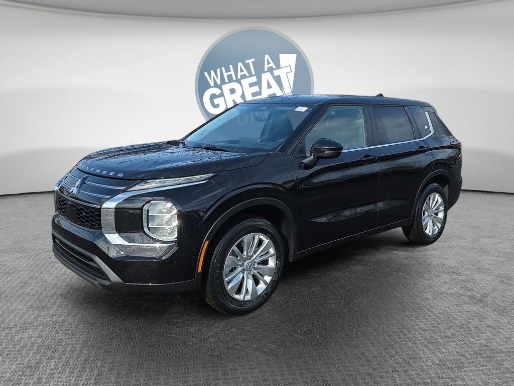 2026 Mitsubishi Outlander ES