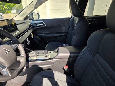 2025 Mitsubishi Outlander Trail Edition