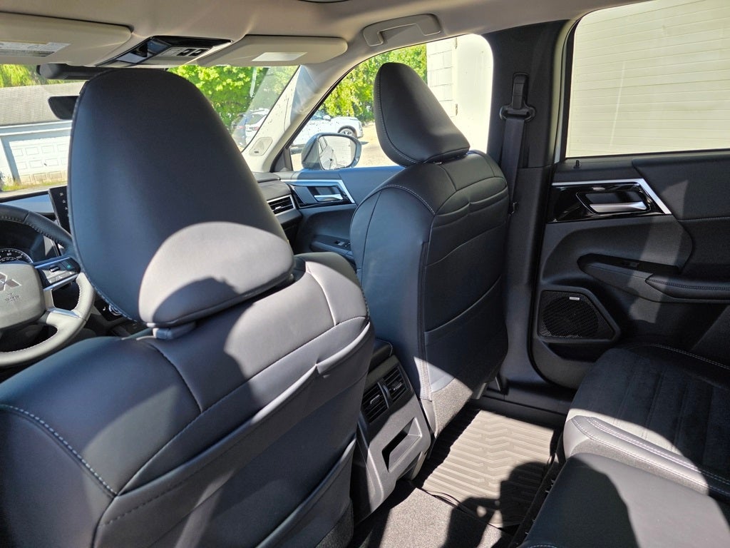 2025 Mitsubishi Outlander Trail Edition