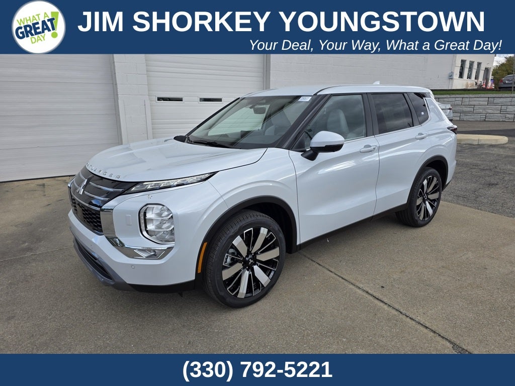 2025 Mitsubishi Outlander SE