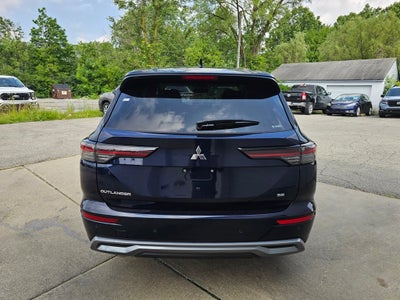 2025 Mitsubishi Outlander SE