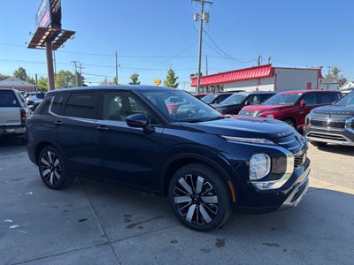 2025 Mitsubishi Outlander SE