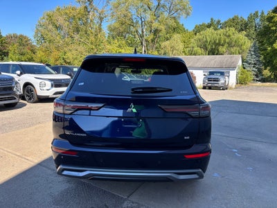2025 Mitsubishi Outlander SE