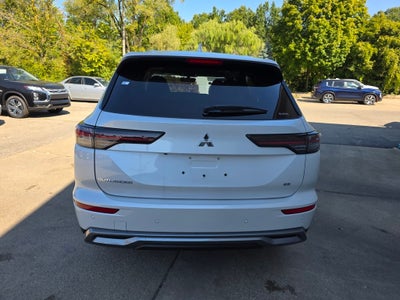 2025 Mitsubishi Outlander SE