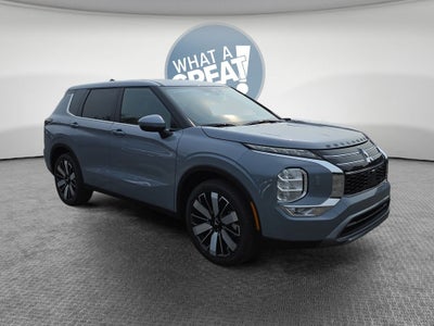 2026 Mitsubishi Outlander SE