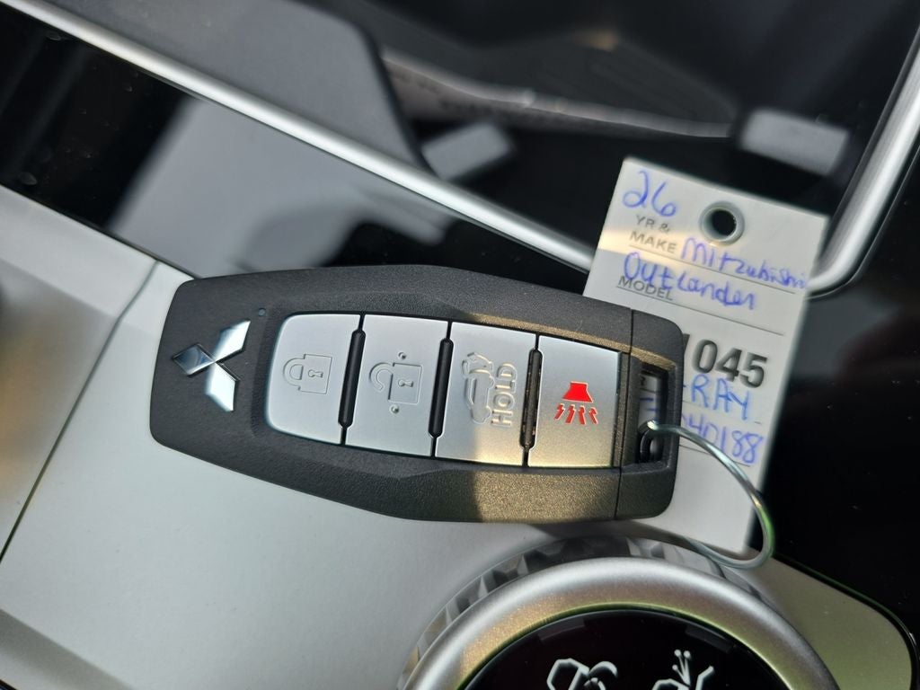 2026 Mitsubishi Outlander SE