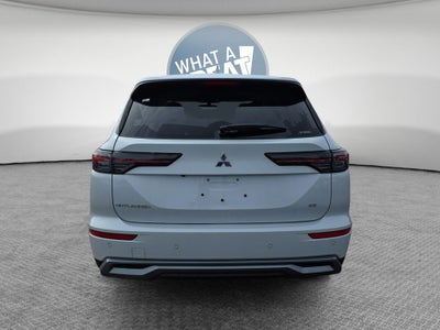 2026 Mitsubishi Outlander SE