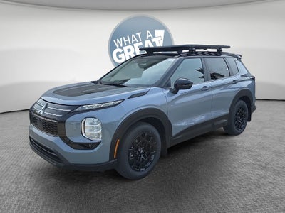 2026 Mitsubishi Outlander SE