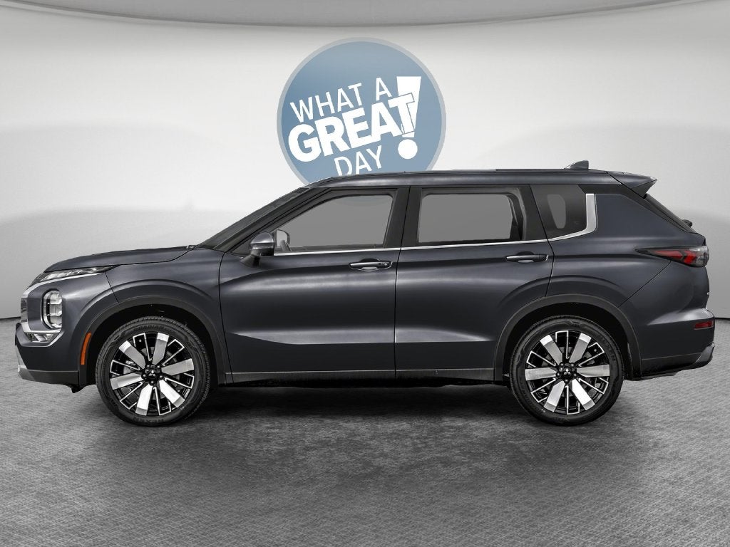 2026 Mitsubishi Outlander LE