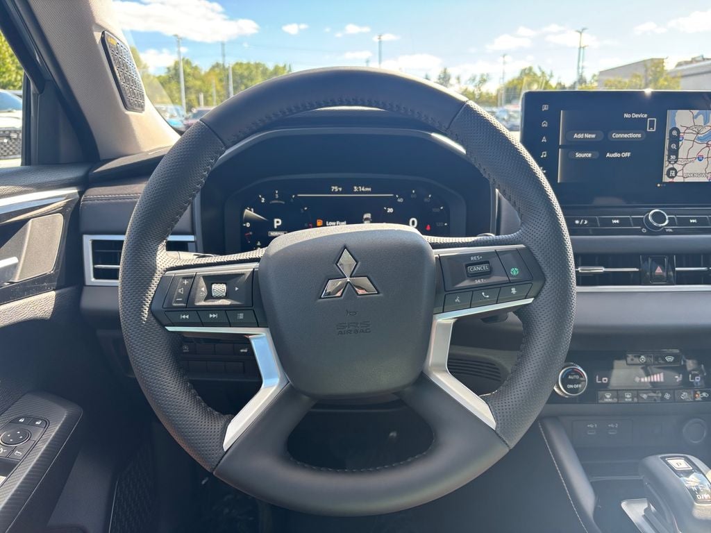 2026 Mitsubishi Outlander SE
