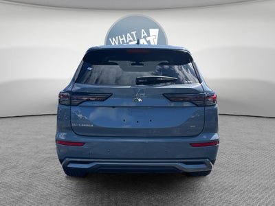 2026 Mitsubishi Outlander SE