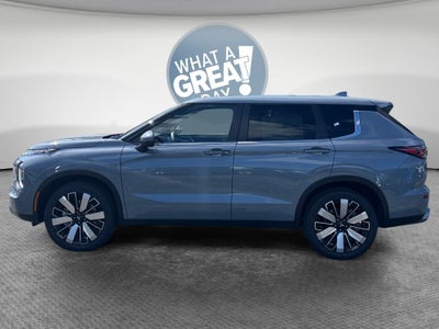 2026 Mitsubishi Outlander SE