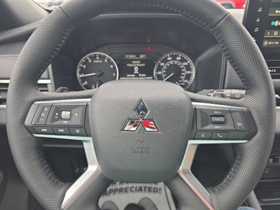 2026 Mitsubishi Outlander LE