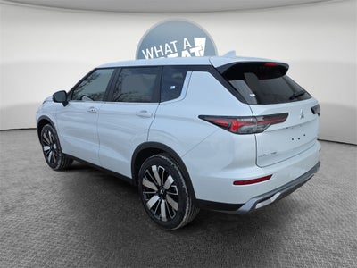 2026 Mitsubishi Outlander SE