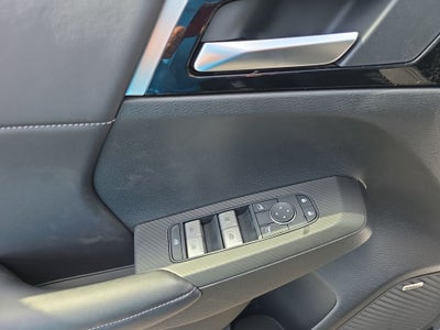2026 Mitsubishi Outlander LE