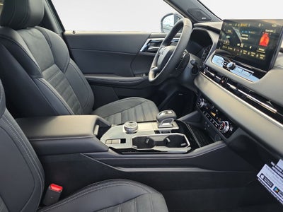2026 Mitsubishi Outlander LE