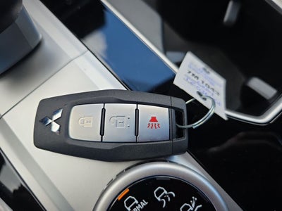 2026 Mitsubishi Outlander LE