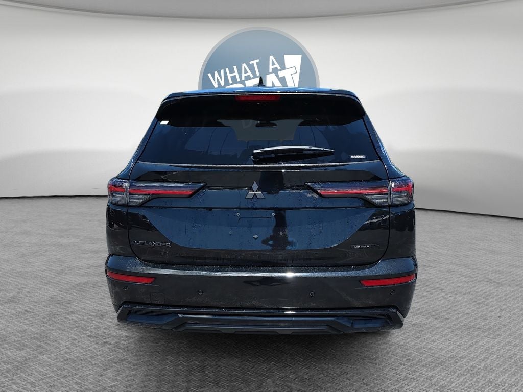 2026 Mitsubishi Outlander LE