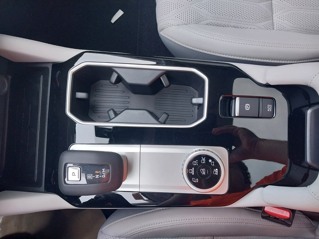 2025 Mitsubishi Outlander SEL Platinum Edition