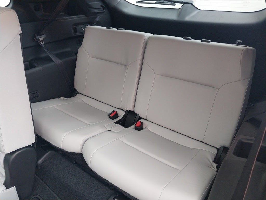 2025 Mitsubishi Outlander SEL Platinum Edition