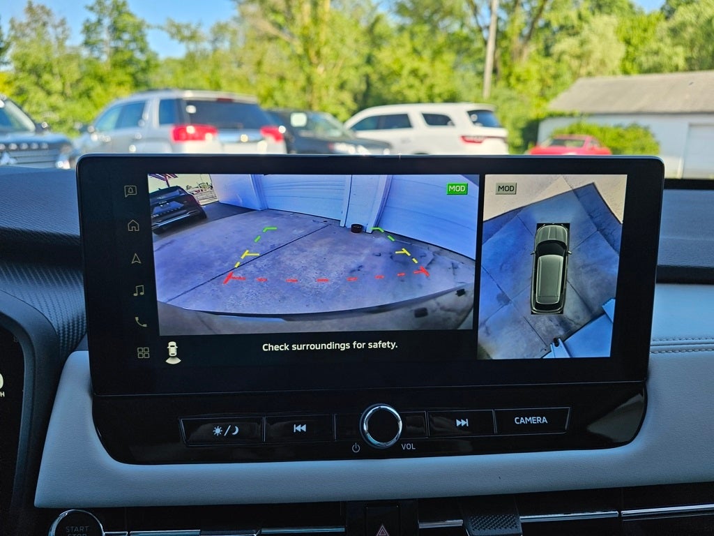 2025 Mitsubishi Outlander SEL Platinum Edition