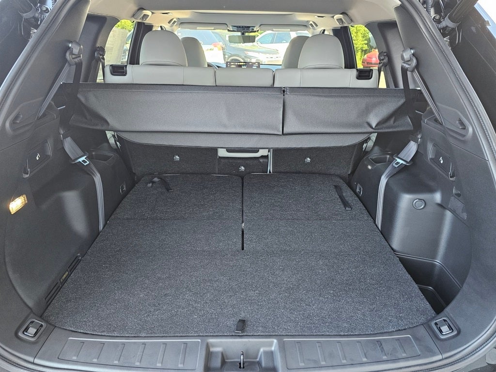 2025 Mitsubishi Outlander SEL Platinum Edition