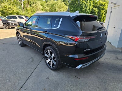 2025 Mitsubishi Outlander SEL Platinum Edition