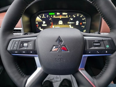 2026 Mitsubishi Outlander SEL