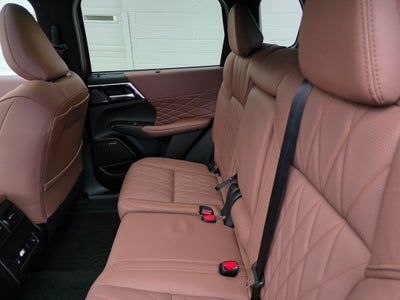 2026 Mitsubishi Outlander SEL