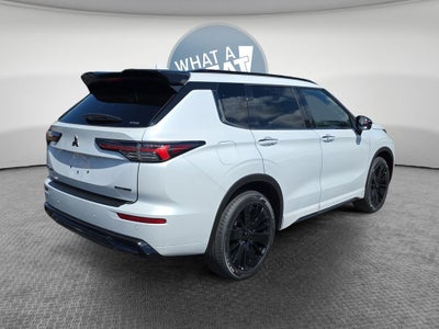 2026 Mitsubishi Outlander Black Edition