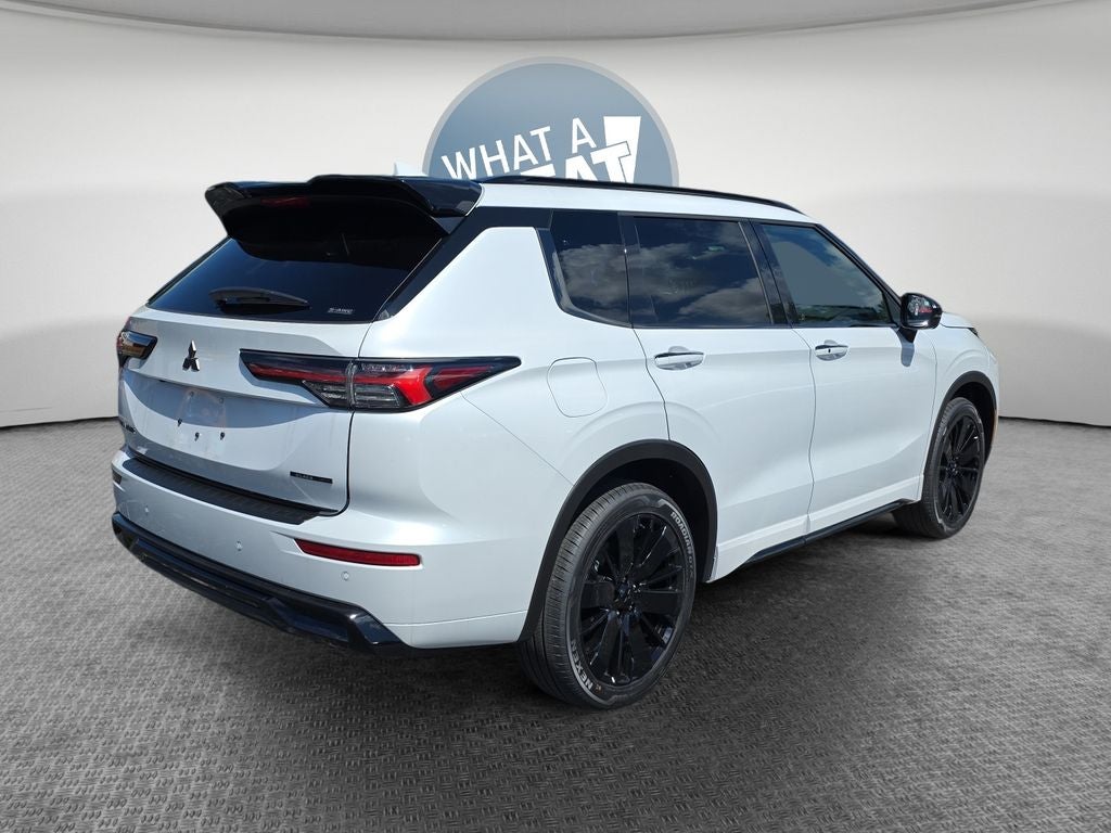 2026 Mitsubishi Outlander Black Edition