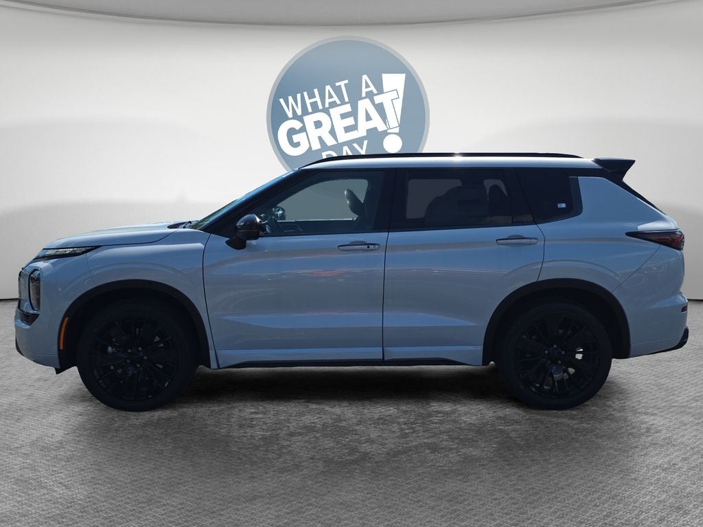 2026 Mitsubishi Outlander Black Edition