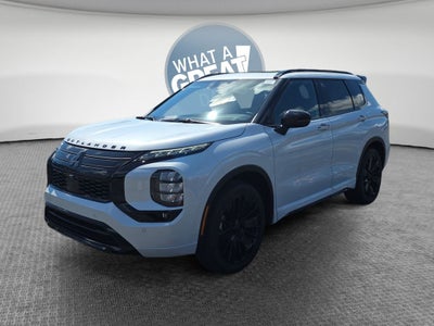 2026 Mitsubishi Outlander Black Edition