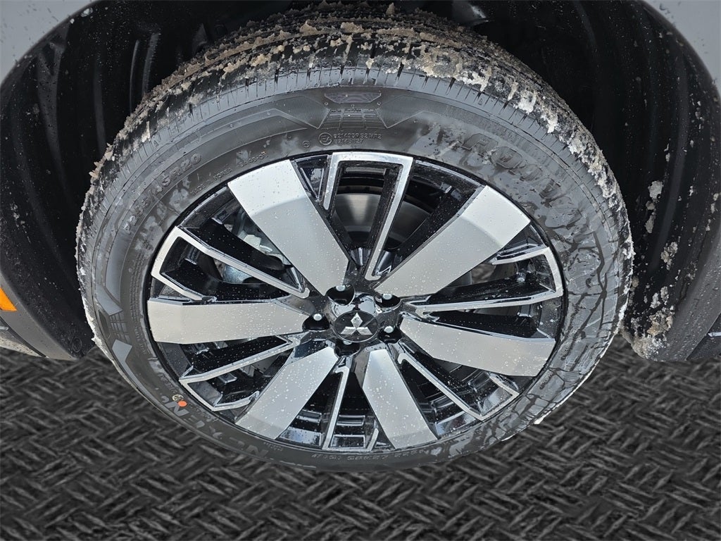 2026 Mitsubishi Outlander SEL