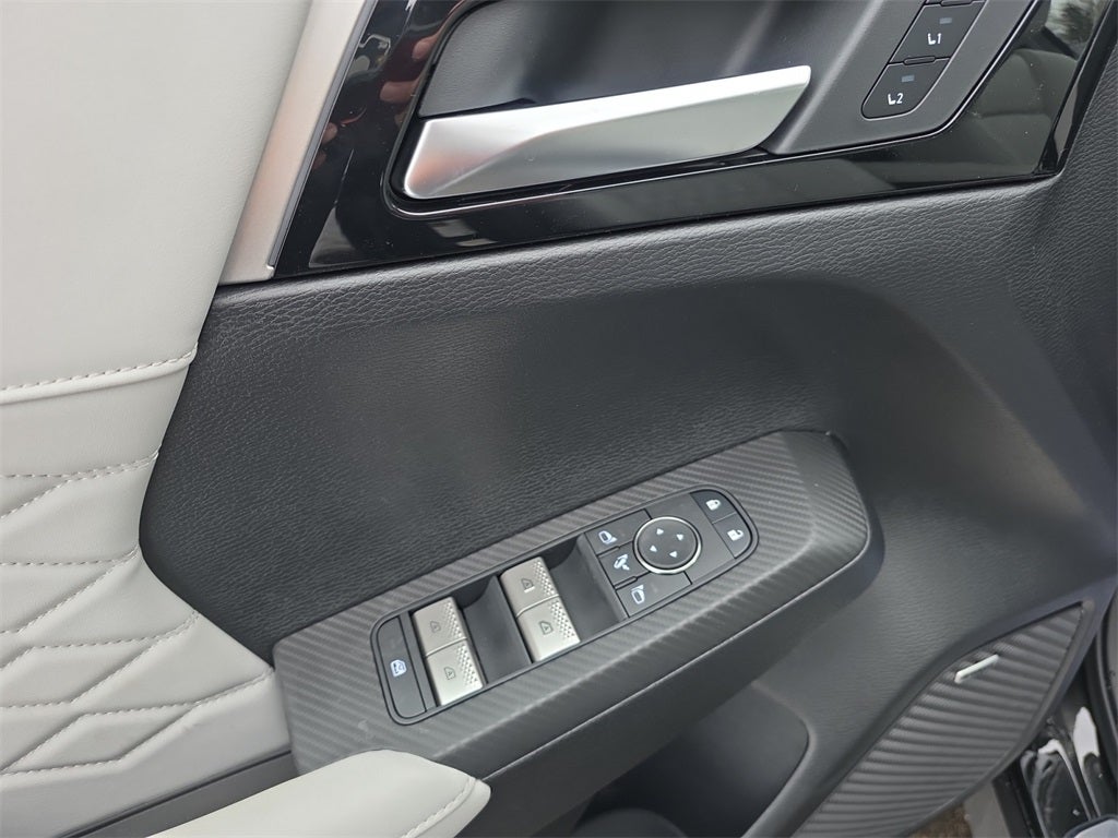 2026 Mitsubishi Outlander SEL