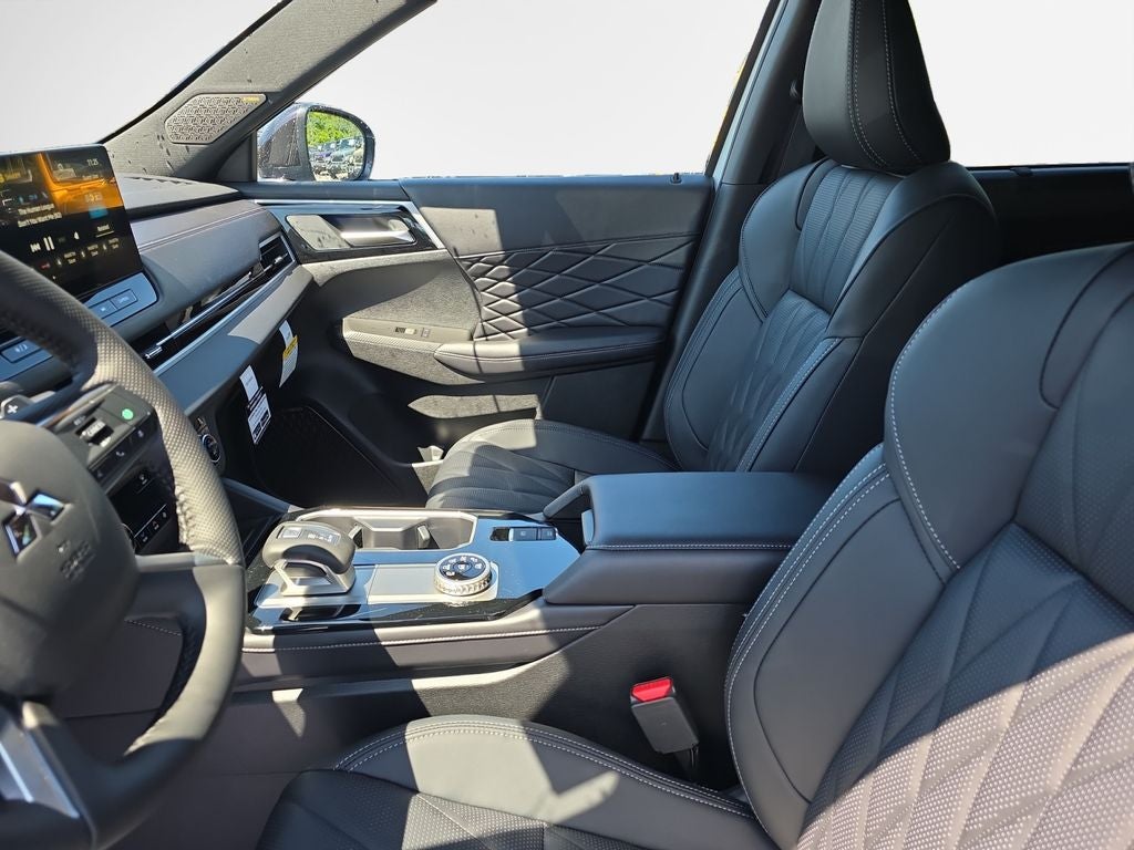 2026 Mitsubishi Outlander Black Edition