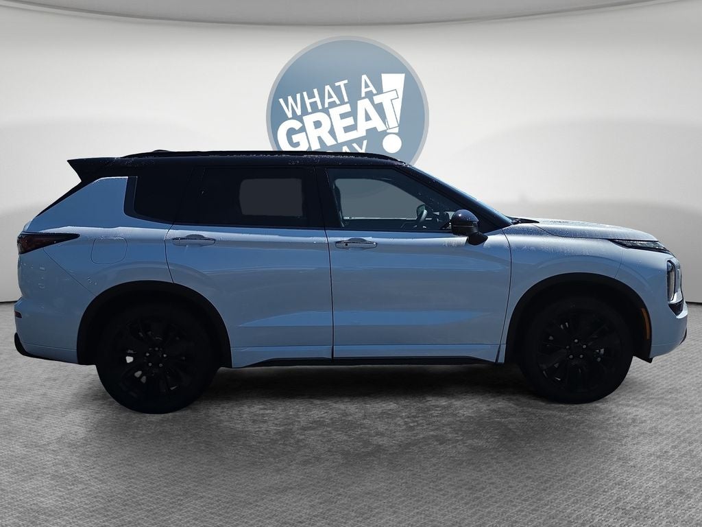 2026 Mitsubishi Outlander Black Edition