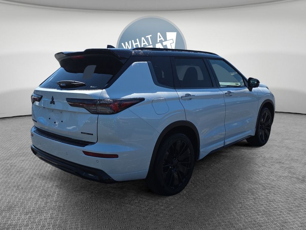 2026 Mitsubishi Outlander Black Edition
