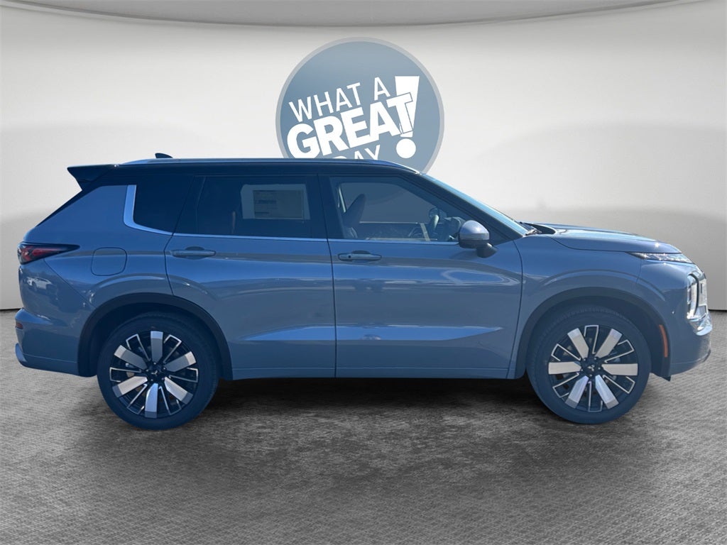 2026 Mitsubishi Outlander SEL