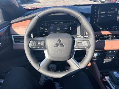 2026 Mitsubishi Outlander SEL