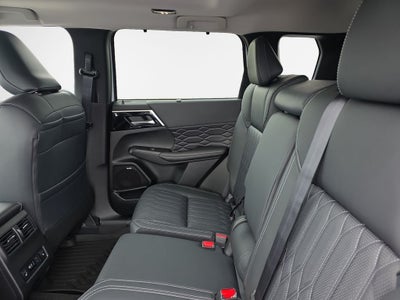 2026 Mitsubishi Outlander SEL