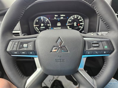 2025 Mitsubishi Outlander PHEV SE