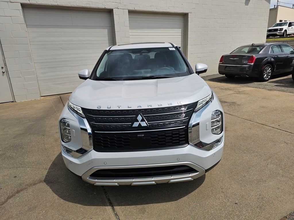 2025 Mitsubishi Outlander PHEV SE