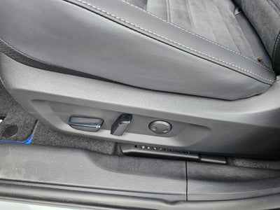 2025 Mitsubishi Outlander PHEV SE