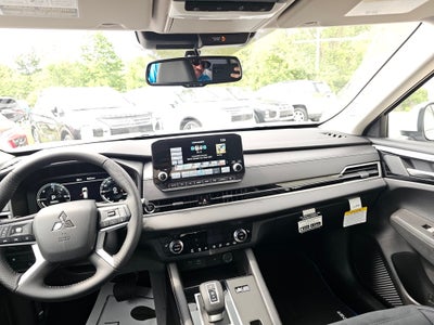 2025 Mitsubishi Outlander PHEV SE