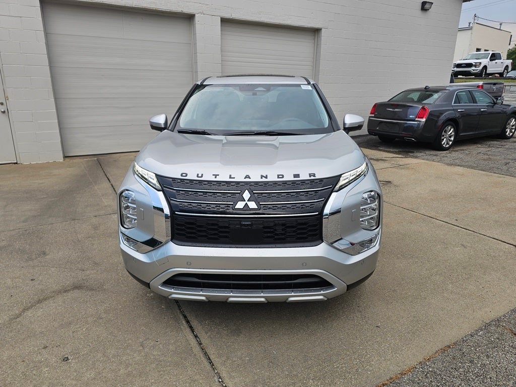 2025 Mitsubishi Outlander PHEV SE