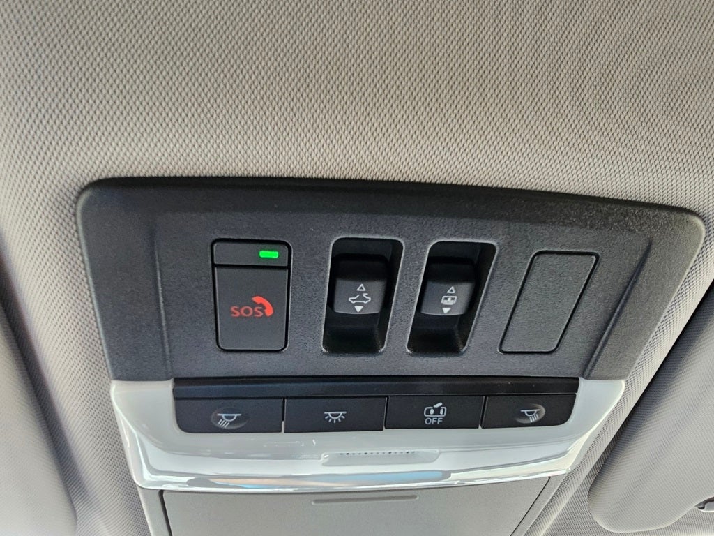 2025 Mitsubishi Outlander PHEV SE