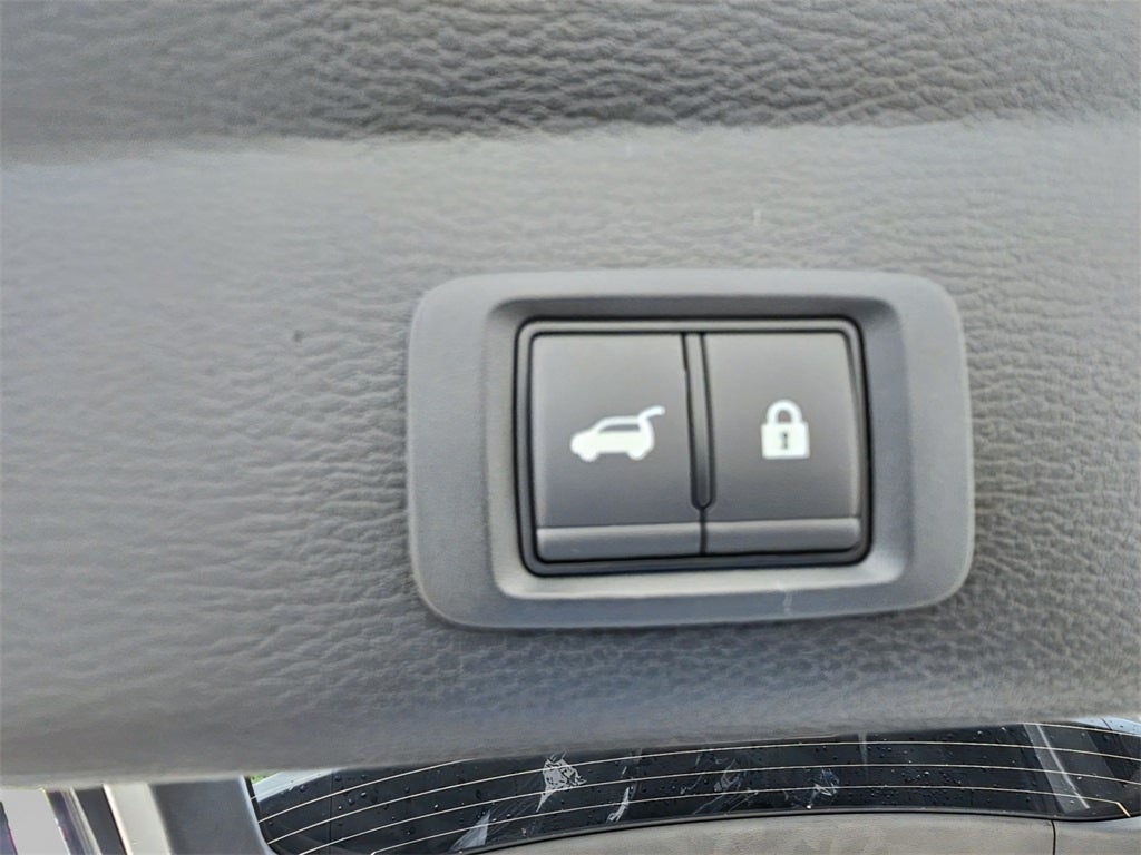 2025 Mitsubishi Outlander PHEV SE