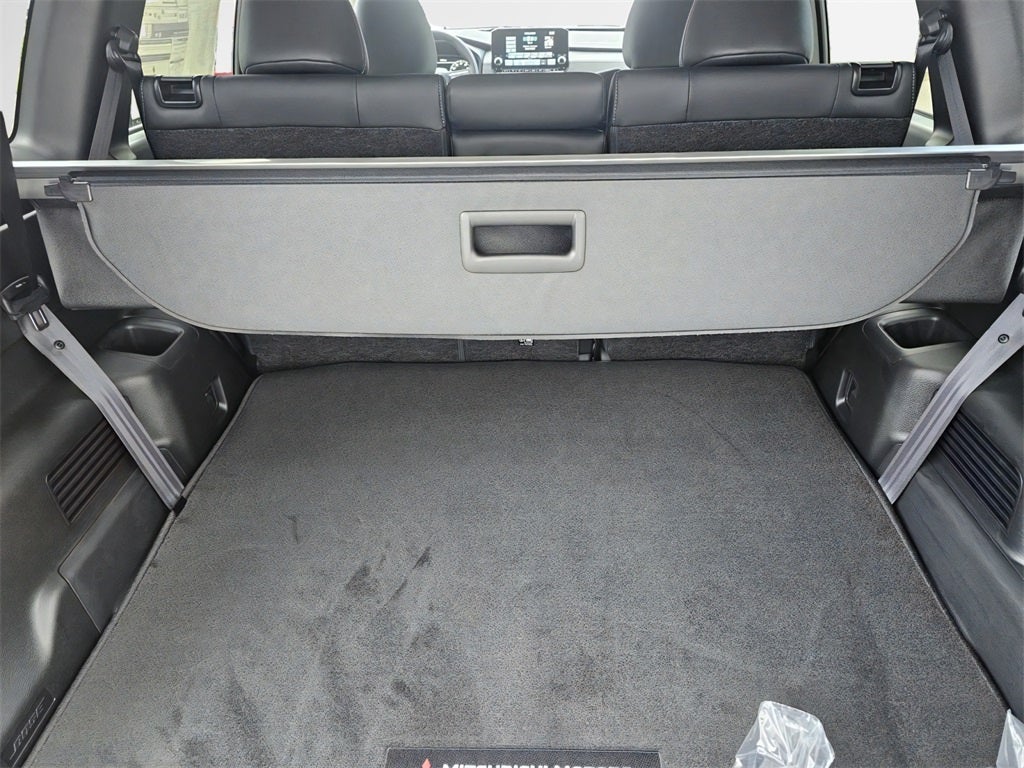 2025 Mitsubishi Outlander PHEV SE