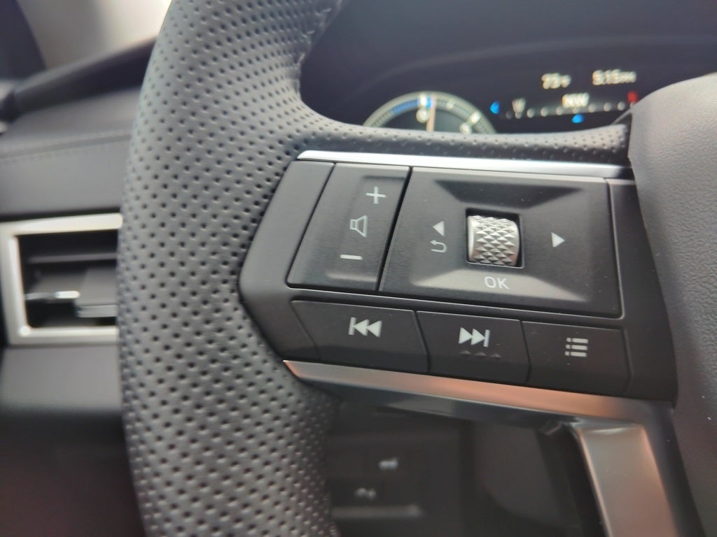 2025 Mitsubishi Outlander PHEV SE